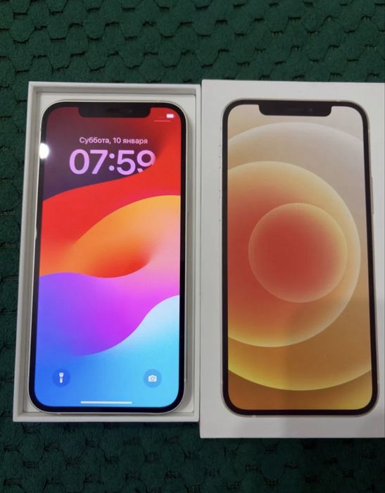 Айфон 12 в идеальном состояние