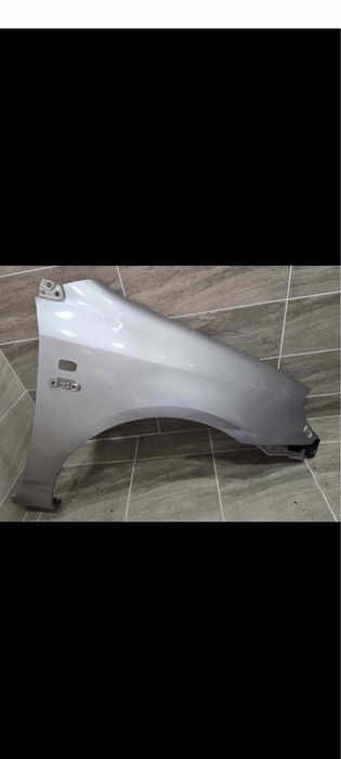 Преден десен калник за Тойота Корола