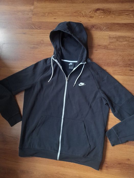 Nike мъжки суичър XL размер.