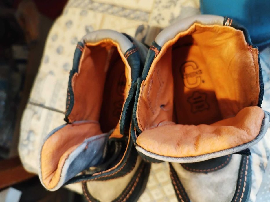 Лот обувки за момче 25/26