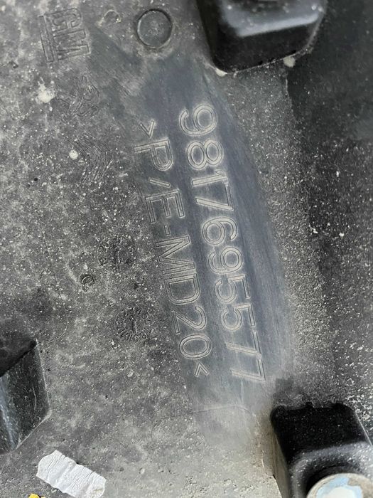 Citroen Berlingo задна лява лайсна