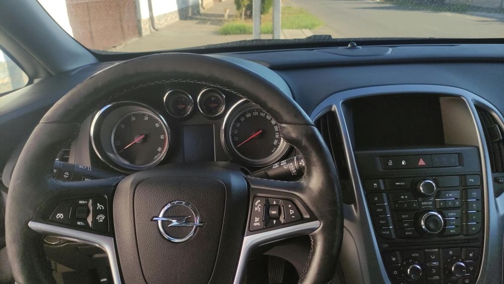 Opel astra j 2016