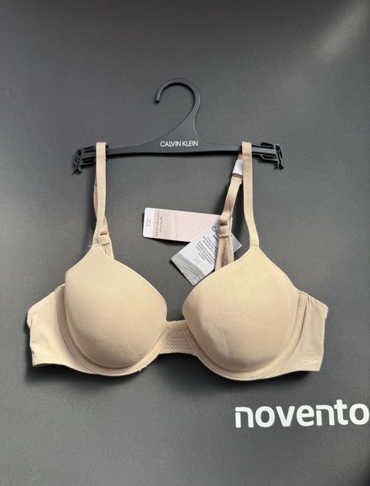 Сутиен в телесен цвят Calvin Klein /70B, 70C, 75В, 75C, 85С/