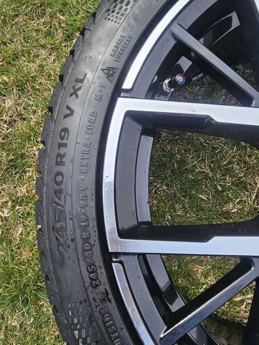 Jante After Market  BMW G30 si cauciucuri Continental Iarna Runflat 19