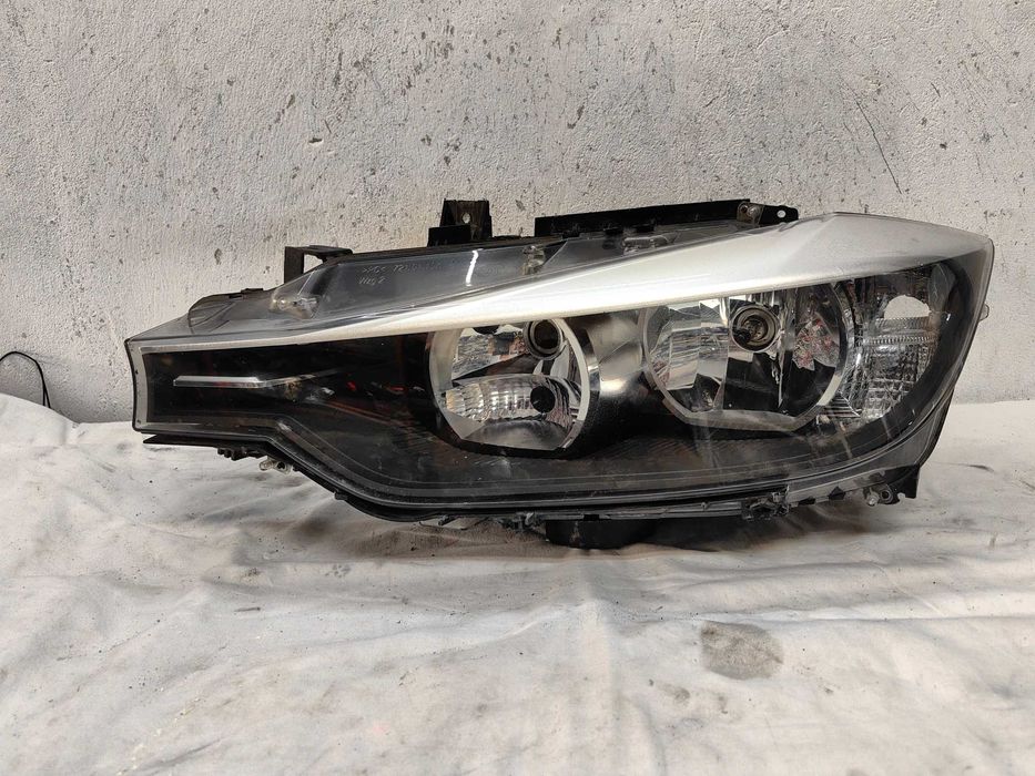 Оригинален фар  Бмв Ф30  BMW F30 F31