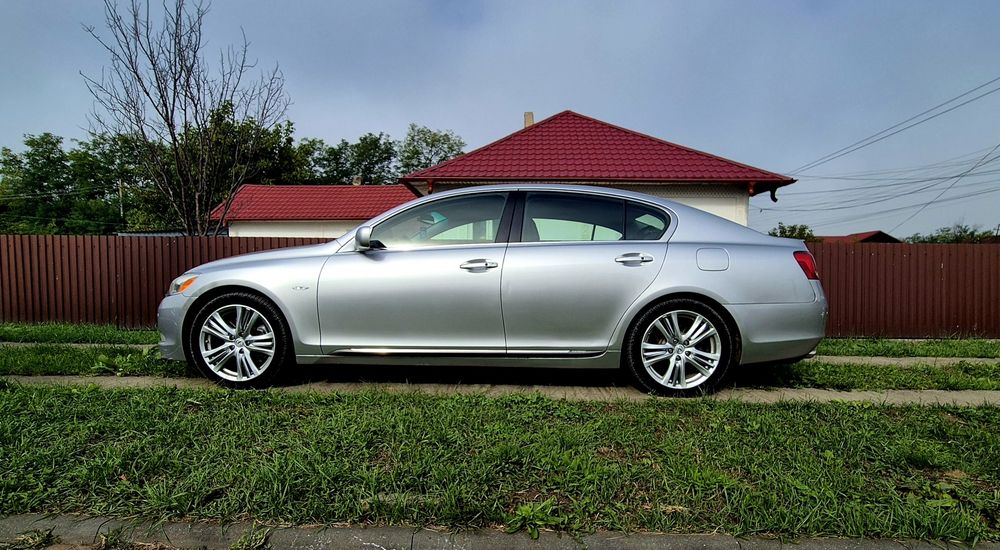 Lexus GS450h baterie schimbată