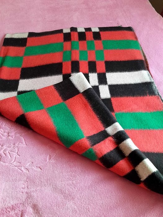 Продам одеяло шерстяные.