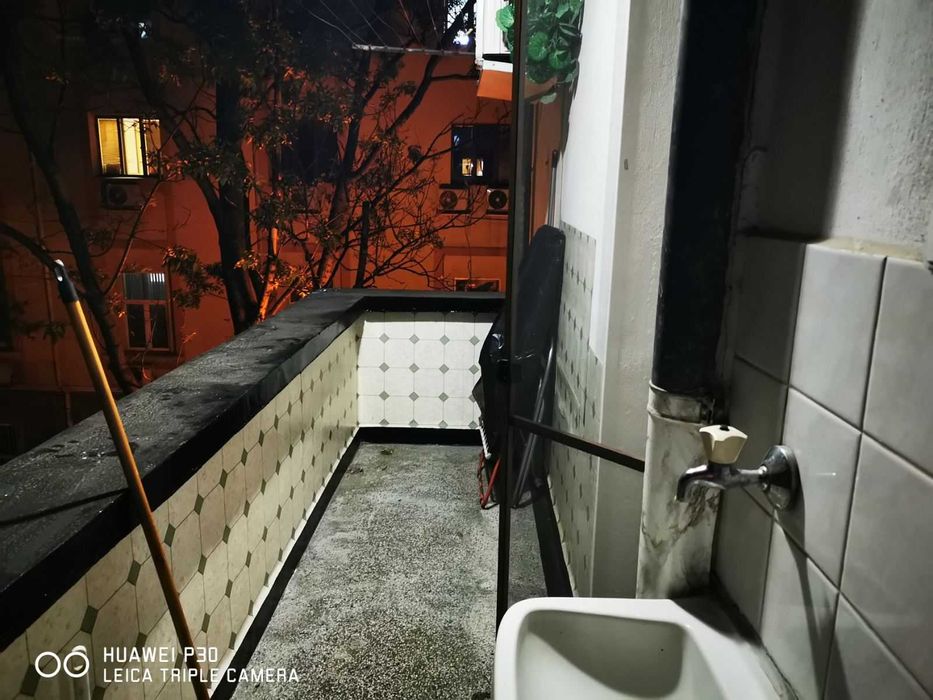 Дава се под наем Тристаен апартамент в Пловдив, Център - 65 кв.м за 459 € - Снимка #12