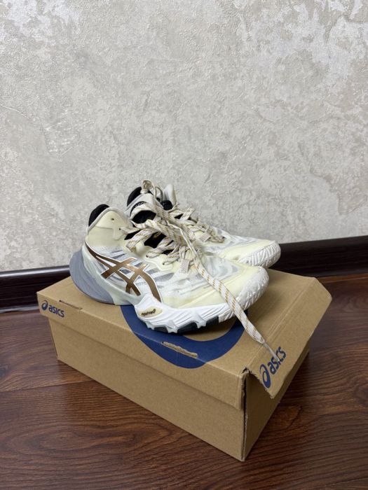 Продас asics metarise Золото