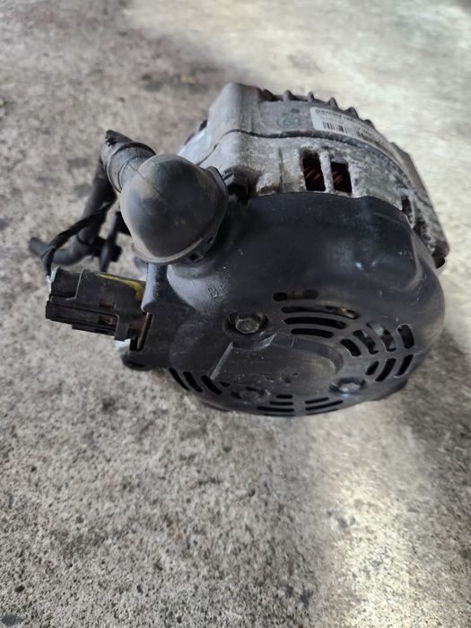 Алтернатор за Huyndai i30 1.6crdi