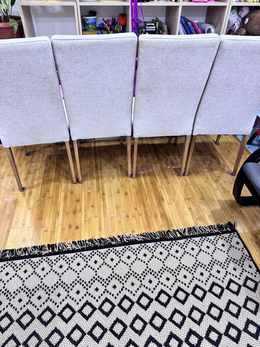 Продам срочно 4 стула