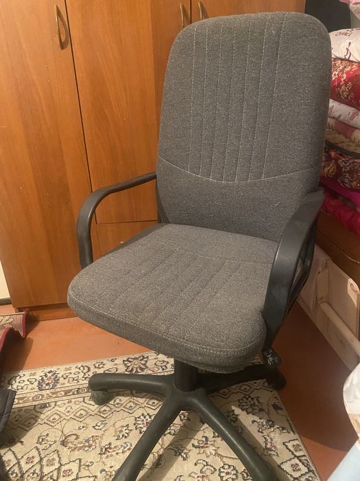 Кресло офисная
