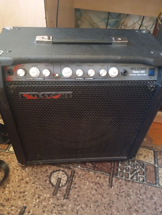 Комбоусилитель для электрогитары