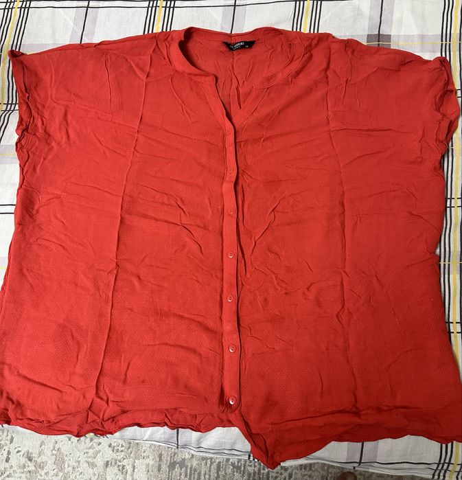 Продам блузки 48-52 рр