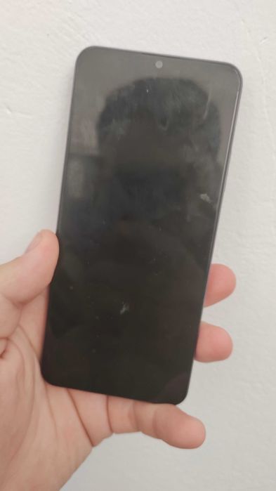 Продается realmi note 60