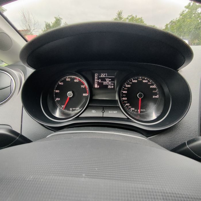 Seat Ibiza 2015 benzina 1.4 Mpi perfecta stare ieftin Garanție