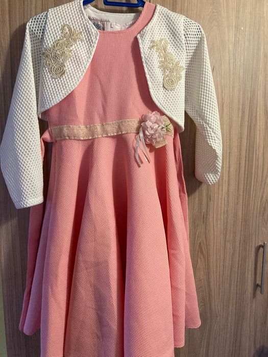 Красива рокля за момиче