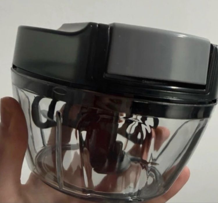 Tocător de legume/ fructe