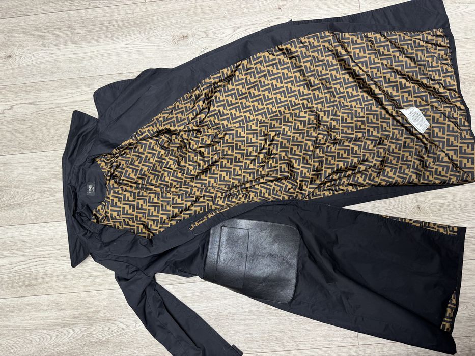 Продам тренч  женский