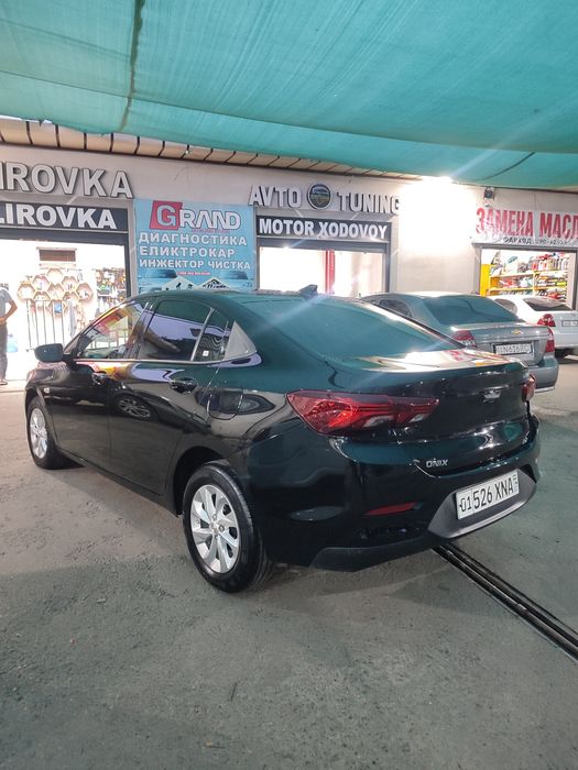Chevrolet ONIX LTZ 2023