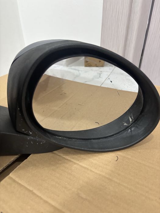 Дясно огледало Toyota Aygo/Peugeot 107/ Citroen C1
