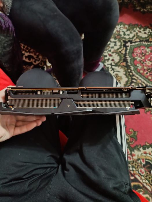 Видеокарта RX 5700 XT