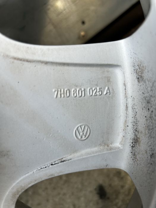 Оригинални джанти VW T5/6 5х120 16цола