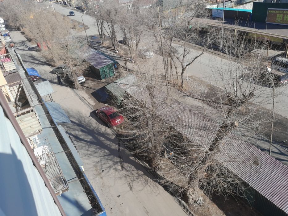 Срочно,продам в центре