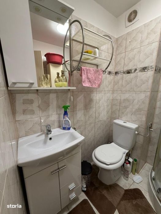 Apartament 2 camere, 42 mp, zona Teleajen, an 1983