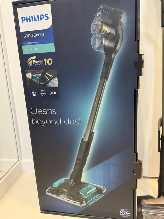 Безкабелна прахосмукачка Philips 8000 Aqua