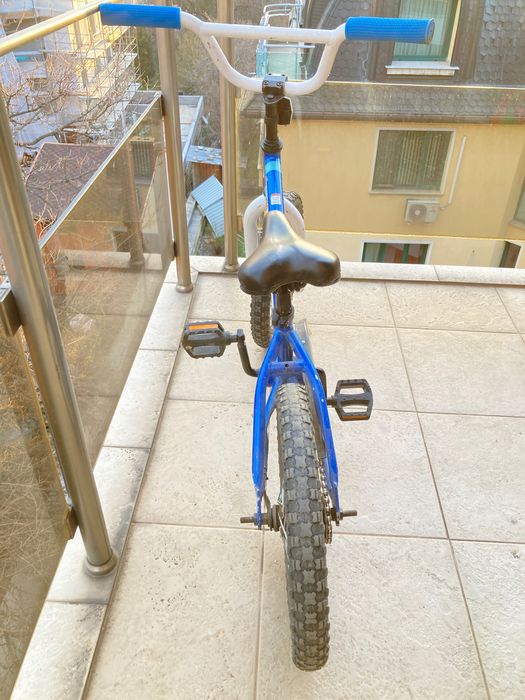 Детско колело (16"), с помощни колела и каска: Diamondback Junior Viper 16" BMX (16 цола)