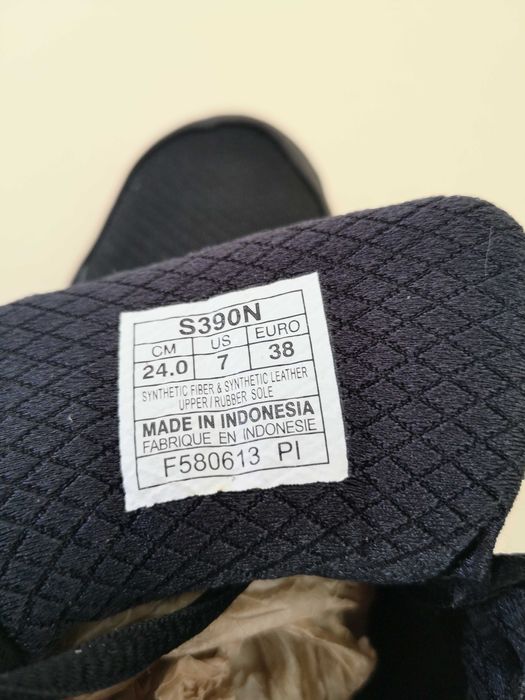 Adidasi PIELE Eco  Ghete tenisi dama copii 37 38 Asics  Ca NOI