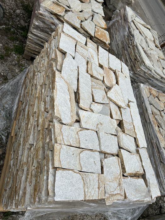 Piatra naturala capucino