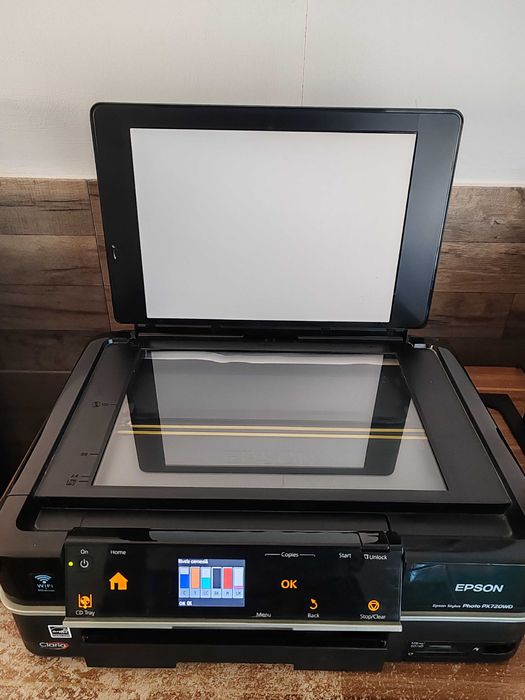 Imprimanta foto Epson PX820FWD