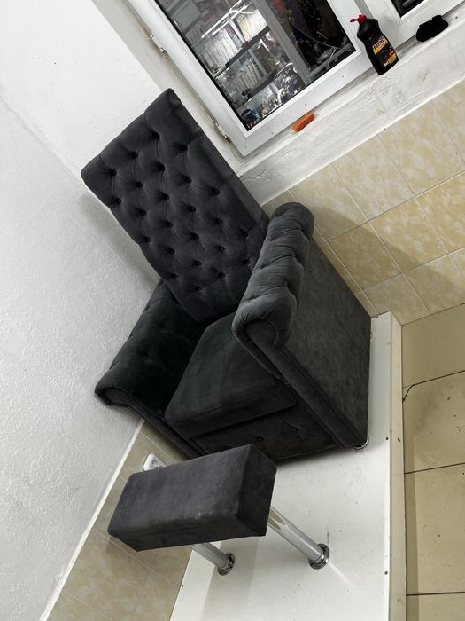 Маникюрное кресло