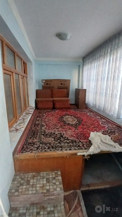 4 xonali uy sotiladi. 104 kv/m. Suvsoz 2 daha. Prokuratura oldida