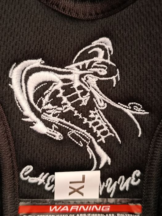 Мото шлем от китайского бренда JYT