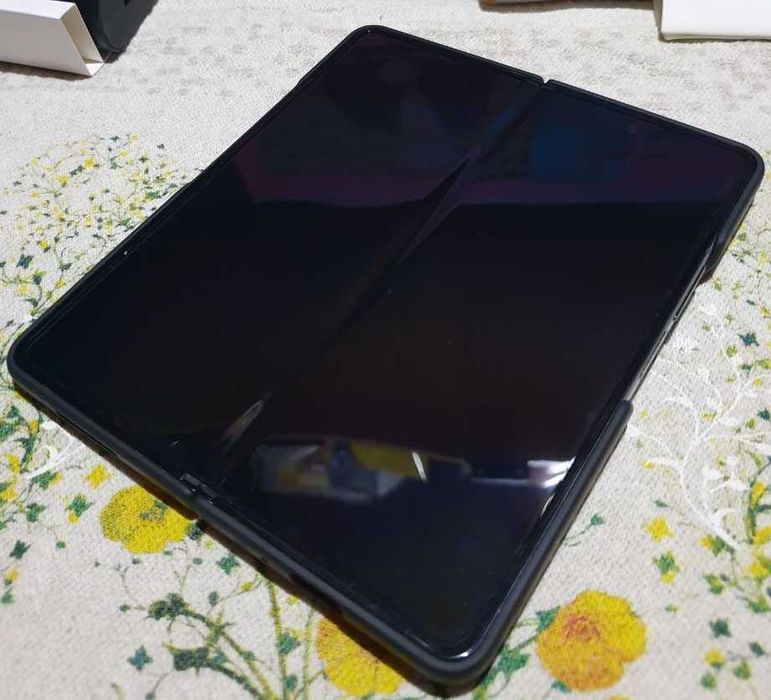 Продаю Samsung Galaxy Z Fold 4