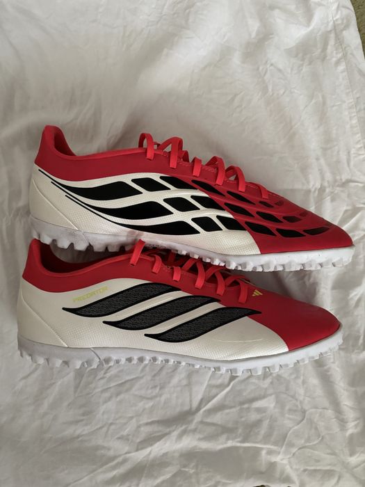 Ghete de fotbal Adidas Predator Club TF