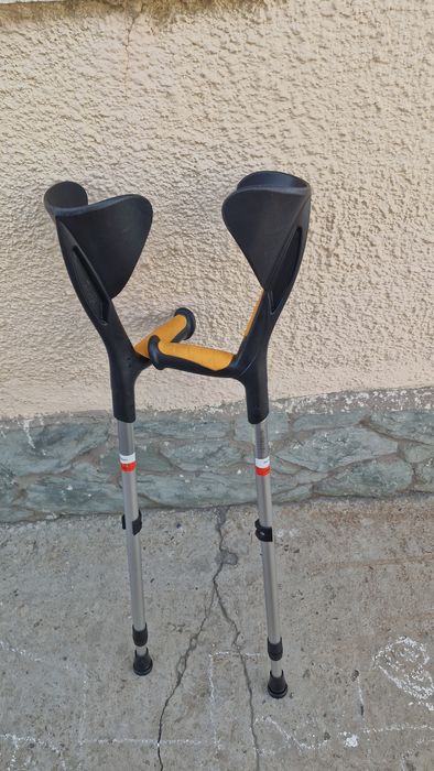 Локтевые костыли