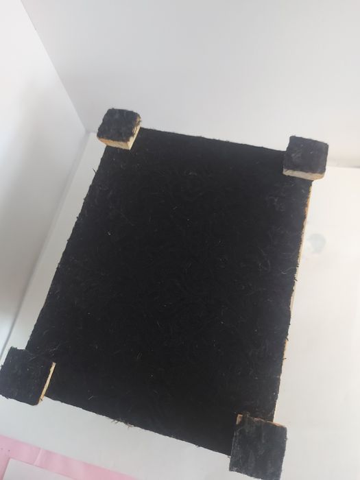 Шкатулка деревянная.