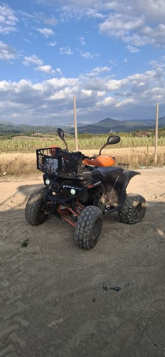 Vand atv 125 cc in stare buna