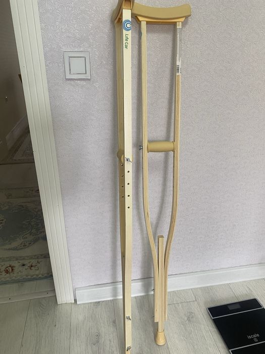 Продаются костыли