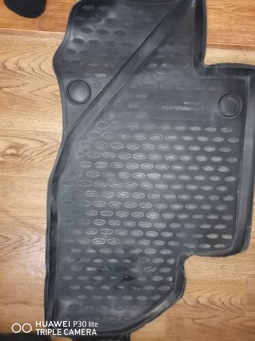 Коврики на пол в салон