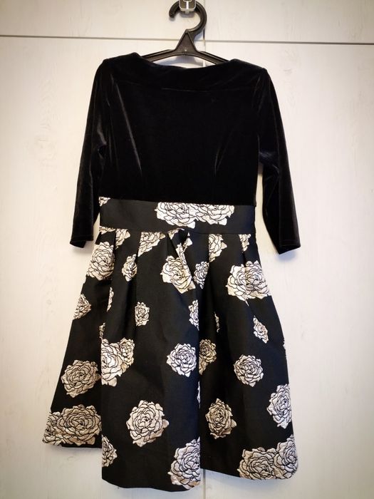 Платья для девочки 120-140