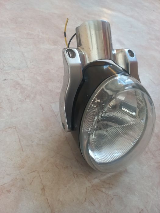 Harley Davidson  V-Rod фар