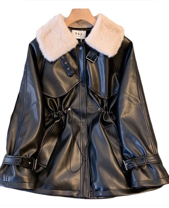 Кожаная куртка черная