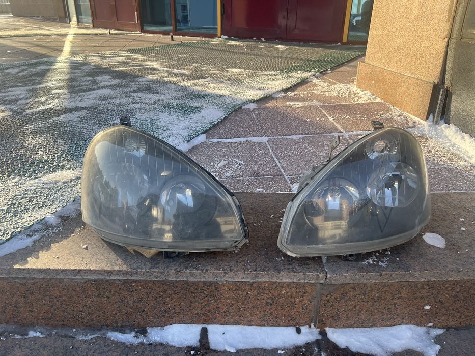 Передние фары на приору 1 в паре