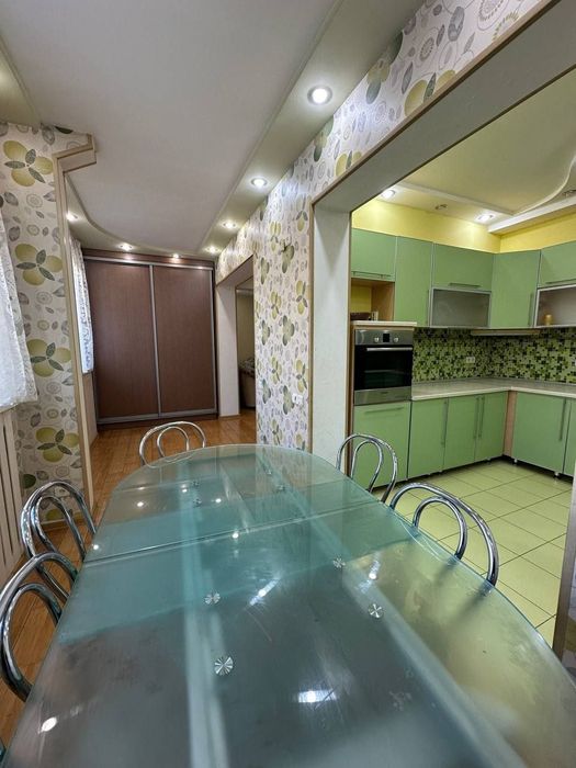 Аренда Куйлюк 4.4КОМНАТНАЯ НА 2М ЭТАЖЕ 4ЭТАЖНОГО ДОМА.с ремонтом.