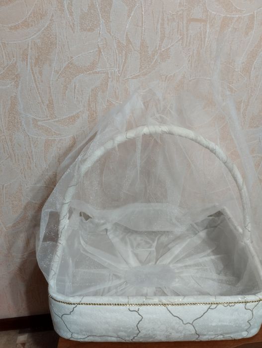 Продам дорба, корзину за 8000 т.